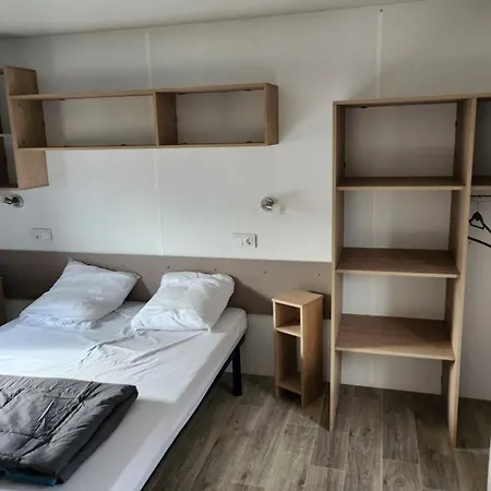 Mobil Confortable - 4 Pers. - Api-1-52-2888 * Biville-sur-Mer